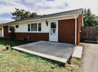 106 E Robinson Ct, Winchester, KY 40391
