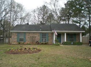 9581 Royal Woods Dr N, Mobile, AL 36608