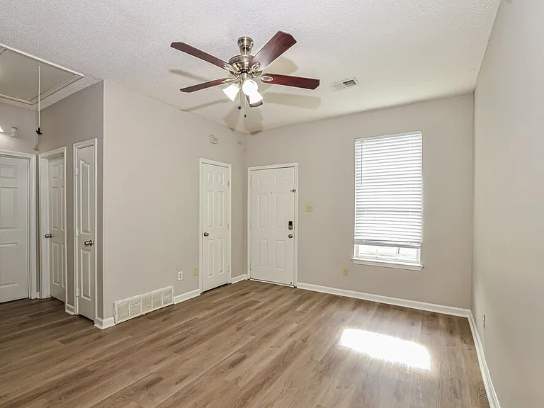 3918 Autumn Harvest Ln — Photo 5
