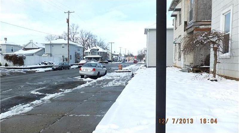 2nd image of 1905 W High St