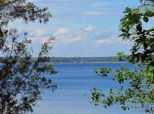 312 Limbaugh Ln, Swansboro, NC 28584