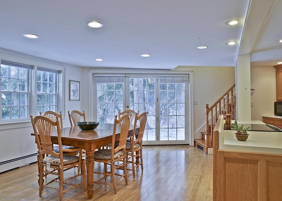 20 Topsfield Rd, Boxford, MA 01921 Zillow