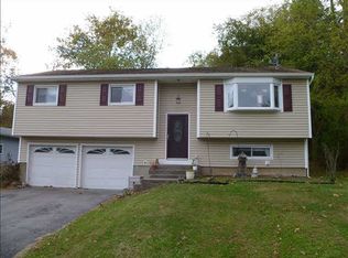 52 Nassau Rd, Poughkeepsie, NY 12601