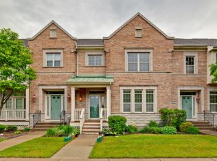 2664 Goldenrod Ln, Glenview, IL 60026