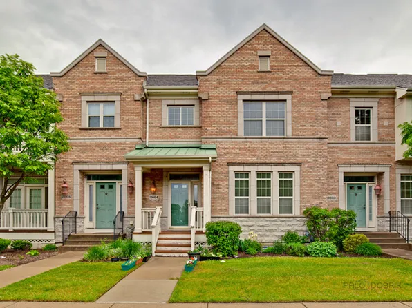 2664 Goldenrod Ln, Glenview, IL 60026