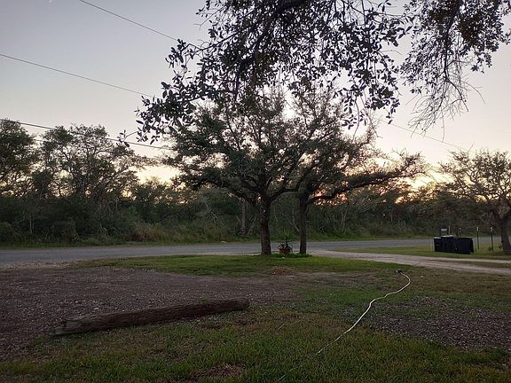 5th image of 1410 Kresta Ln