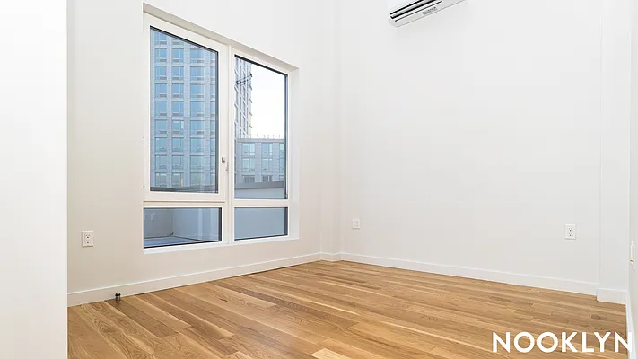 Rented by Nooklyn NYC LLC | media 104