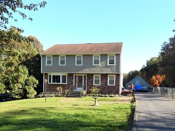 10 Lang St, Lakeville, MA 02347