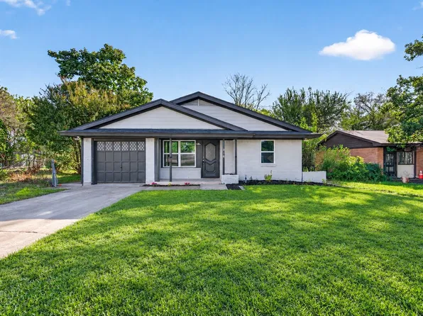 318 SW 18th St, Grand Prairie, TX 75051
