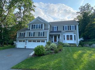 44 Westgate Rd, Wellesley, MA 02481