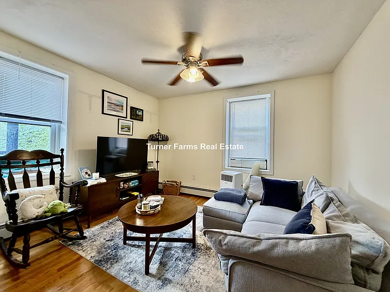 1056 Cambridge St #3F — Photo 3