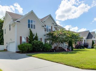 1216 Cherrytree Ln, Chesapeake, VA 23320