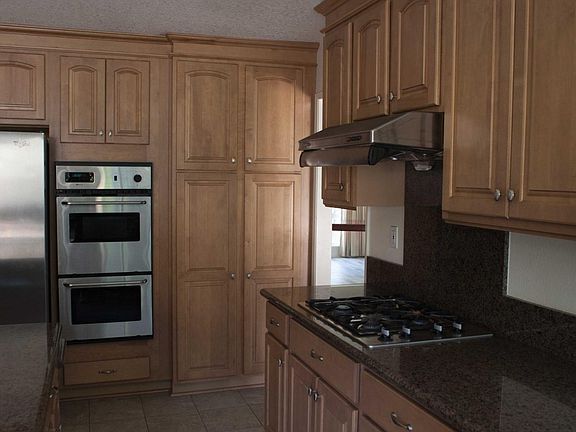 2nd image of 2394 Bluehaven Dr