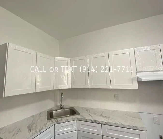 53 Maple St #1 — Photo 3