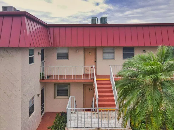 12026 GREENWAY Circle S #202, Royal Palm Beach, FL 33411