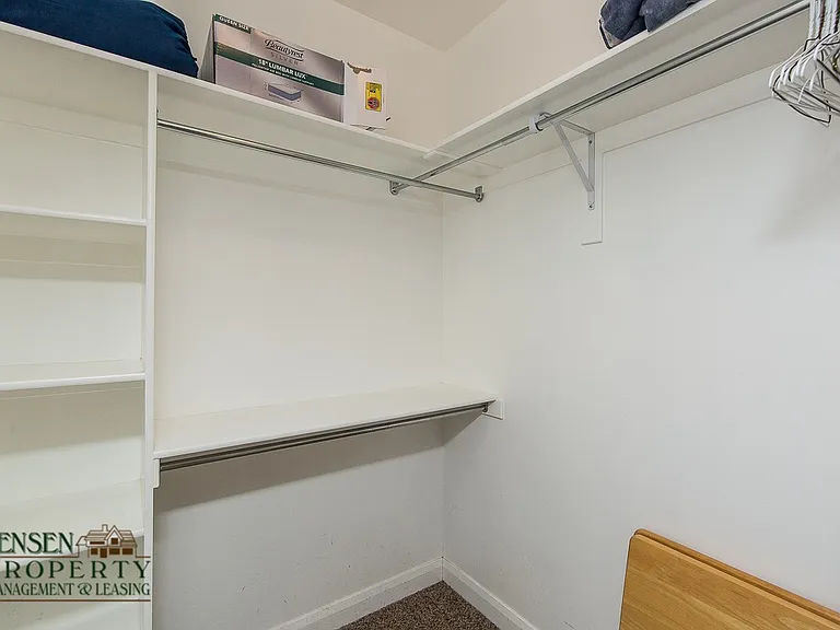 389 N 1270 W — Photo 15