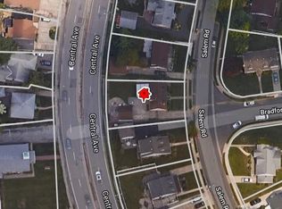 25 Salem Rd, Valley Stream, NY 11580