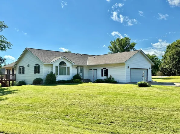 115 Burr Oak Rd, Redwood Falls, MN 56283
