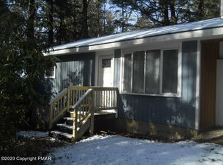 2546 Holly Ln, Kunkletown, PA 18058