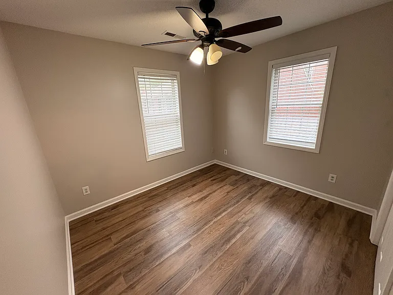 5120 Lamppost Cir — Photo 15