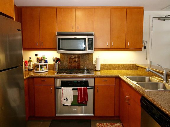 4th image of 875 G St Unit 701