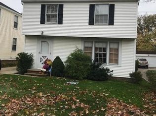 16812 Scottsdale Blvd, Shaker Heights, OH