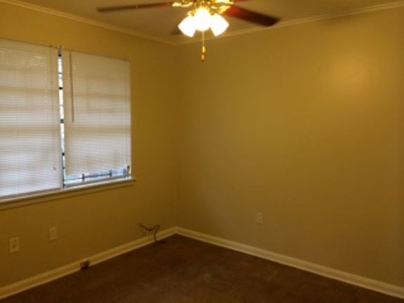 4th image of 1415 N Galvez St #A