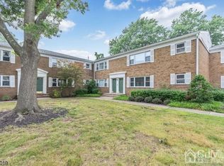 57 Judson St, Edison, NJ 08817
