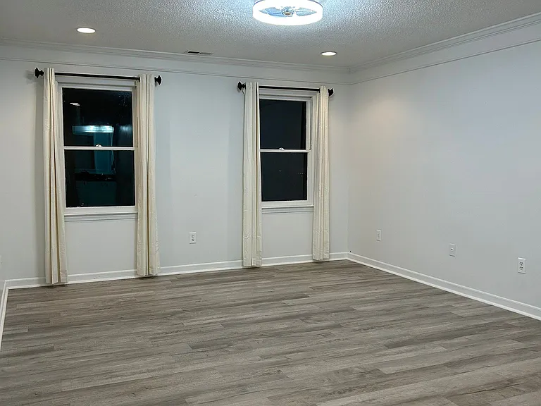 510 Squire Cir — Photo 24