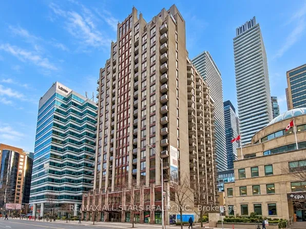 85 Bloor St E #611, Toronto, ON M4W 3Y1