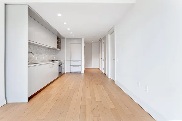 Rented by Keller Williams NYC | media 22