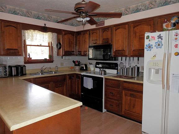 4th image of 2030 W County Road 100 N