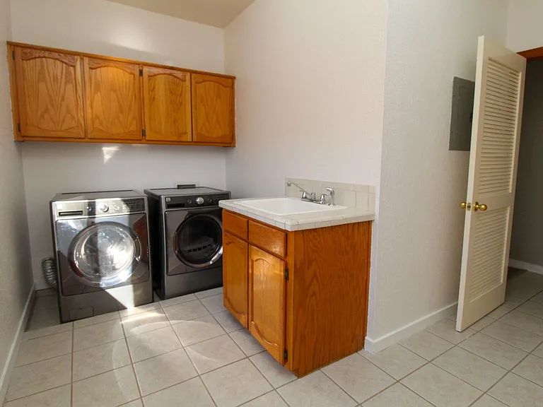 2081 Paseo Del Prado Dr — Photo 13