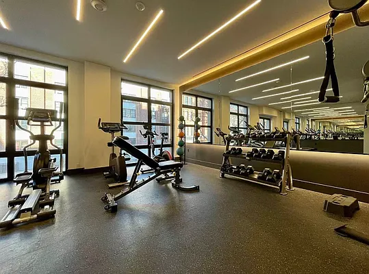 Rented by eRealty Advisors Inc | media 10