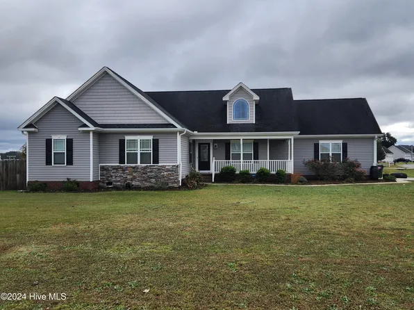 200 Willowbrook Drive, Pikeville, NC 27863