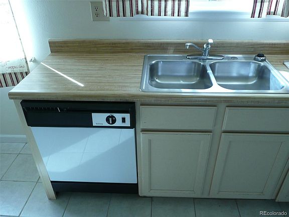 5th image of 6520 Flintridge Dr