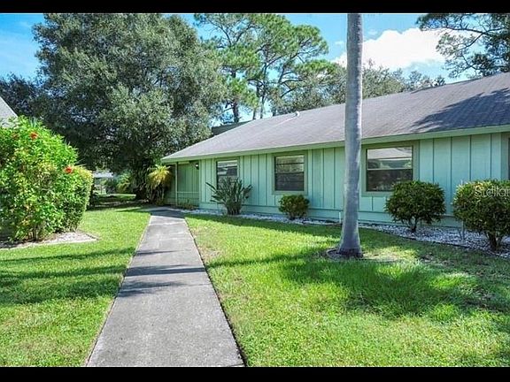 2nd image of 5082 Barrington Cir