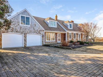 40 Castle Hill Ave, Newport, RI, 02840