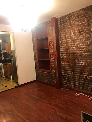 Rented by Batra Group Inc | media 17