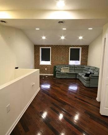 4th image of 1233 N 16th St Floor 3
