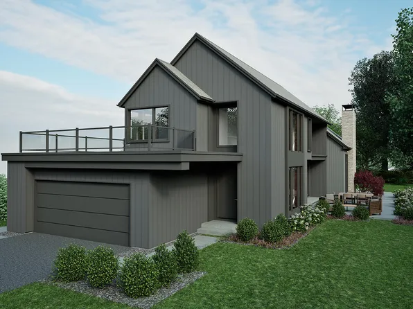 2909 Pioneer Club Rd SE, East Grand Rapids, MI 49506