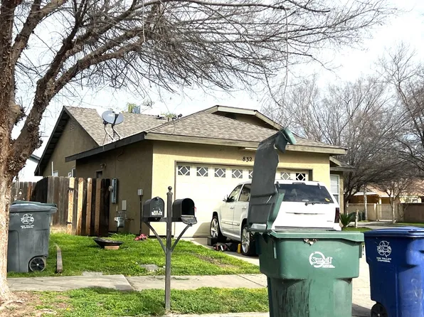 832 W Anissa Ct, Farmersville, CA 93223