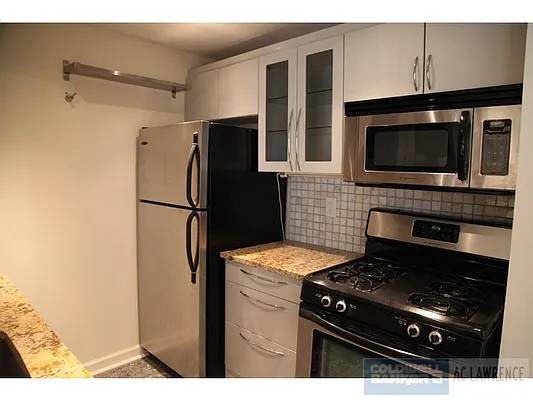 Rented by Aclawrence | media 10