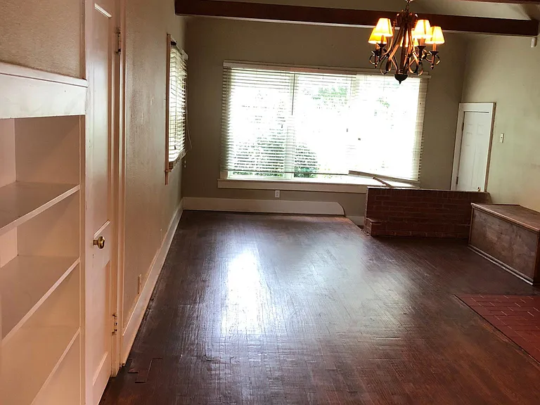 1406 W Cedar Ave — Photo 12