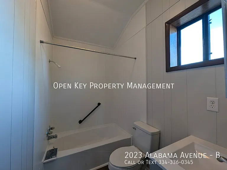 2023 Alabama Ave #B — Photo 12