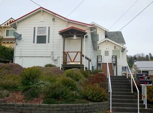 825 Erie Ave APT 1, Astoria, OR 97103