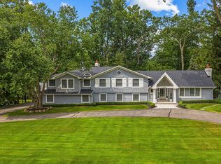 5096 Forest Way, Bloomfield Hills, MI 48302
