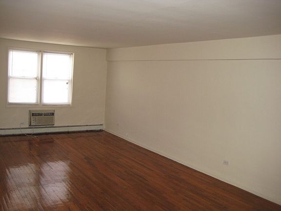 4th image of 8625 Van Wyck Expy APT 507