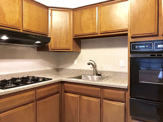 Rented by Steffan Olausson Partridge, LREB | media 8