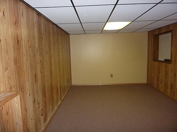 3rd image of 8210 Crudele Dr